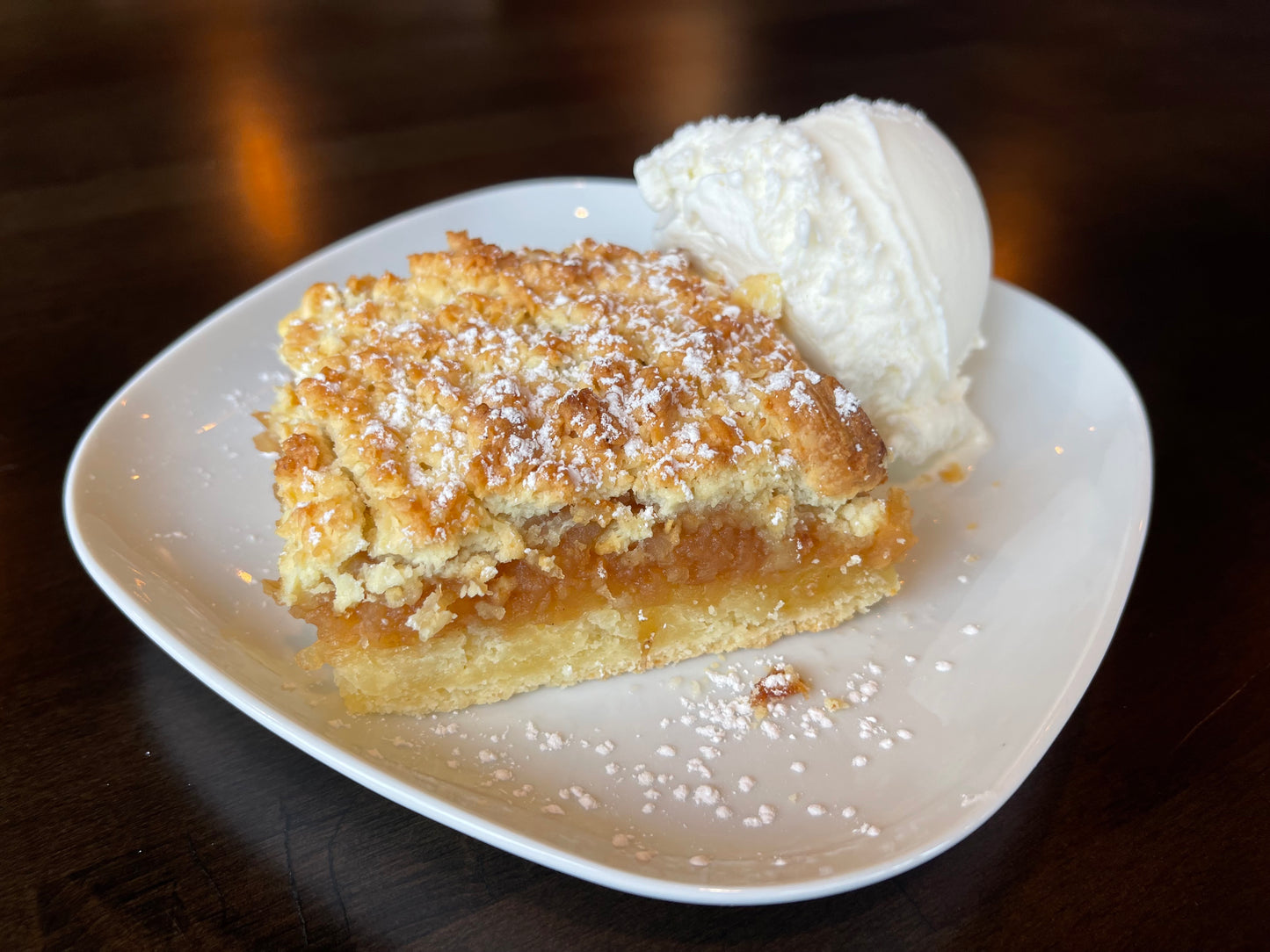 Homemade Apple Crumb Cake
